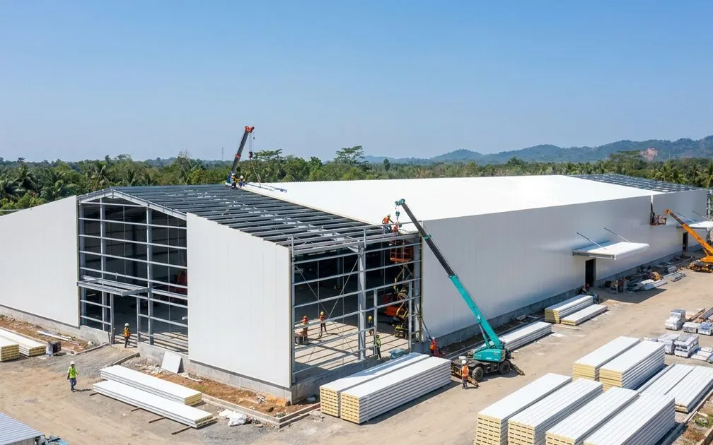 夹芯板工厂建设优势：企业主完整指南