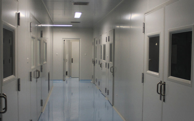 Pintu Sandwich Panel: Fungsi dan Keunggulan dalam Konstruksi